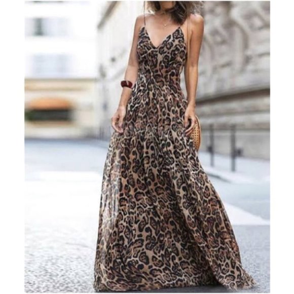 CLASSIC LEOPARD PRINT MAXI DRESS - Picture 2 of 2